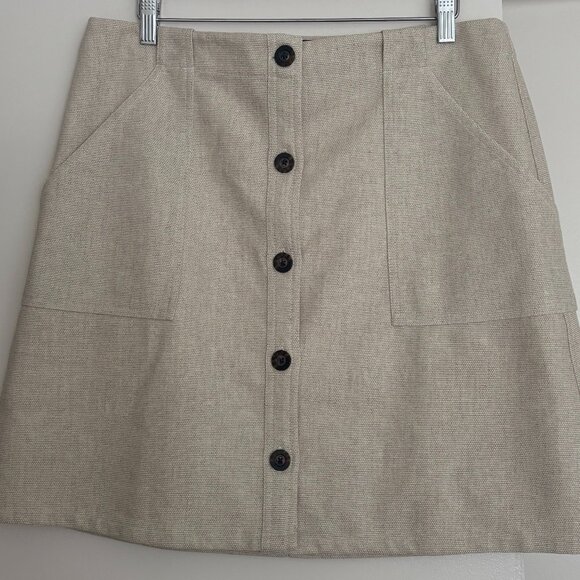 Banana Republic Khaki Mini Skirt (size 12) - Picture 1 of 6
